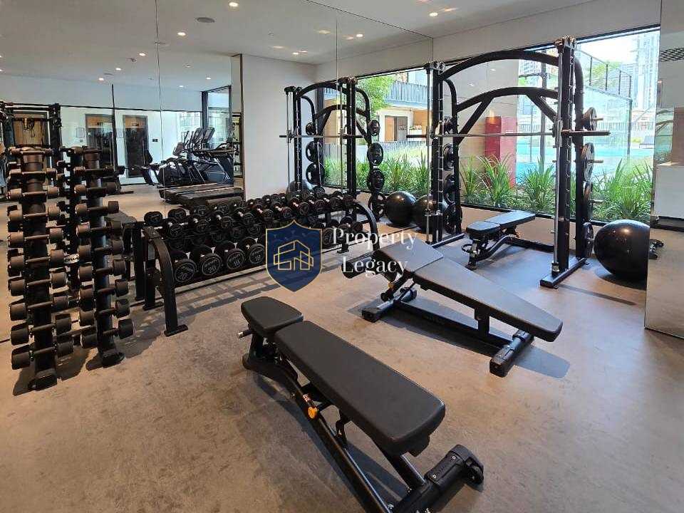 960